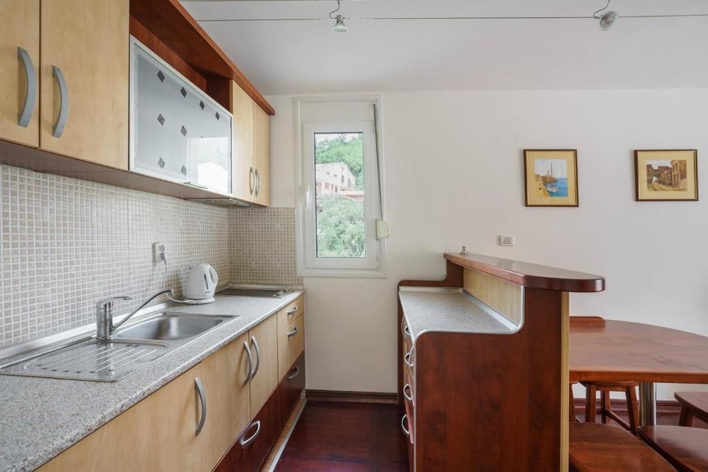 Апартаменты Apartman Milorad Przno Свети-Стефан