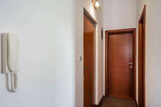 Апартаменты Apartman Milorad Przno Свети-Стефан Апартаменты-13