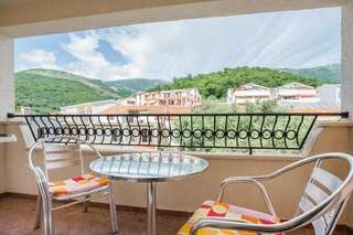 Апартаменты Apartman Milorad Przno Свети-Стефан Апартаменты-29