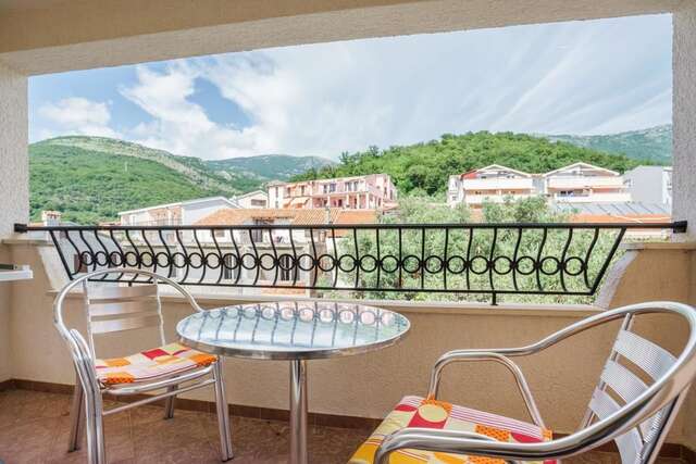 Апартаменты Apartman Milorad Przno Свети-Стефан-6